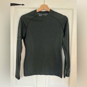 FIGS Salta Seamless Longsleeve Underscrub